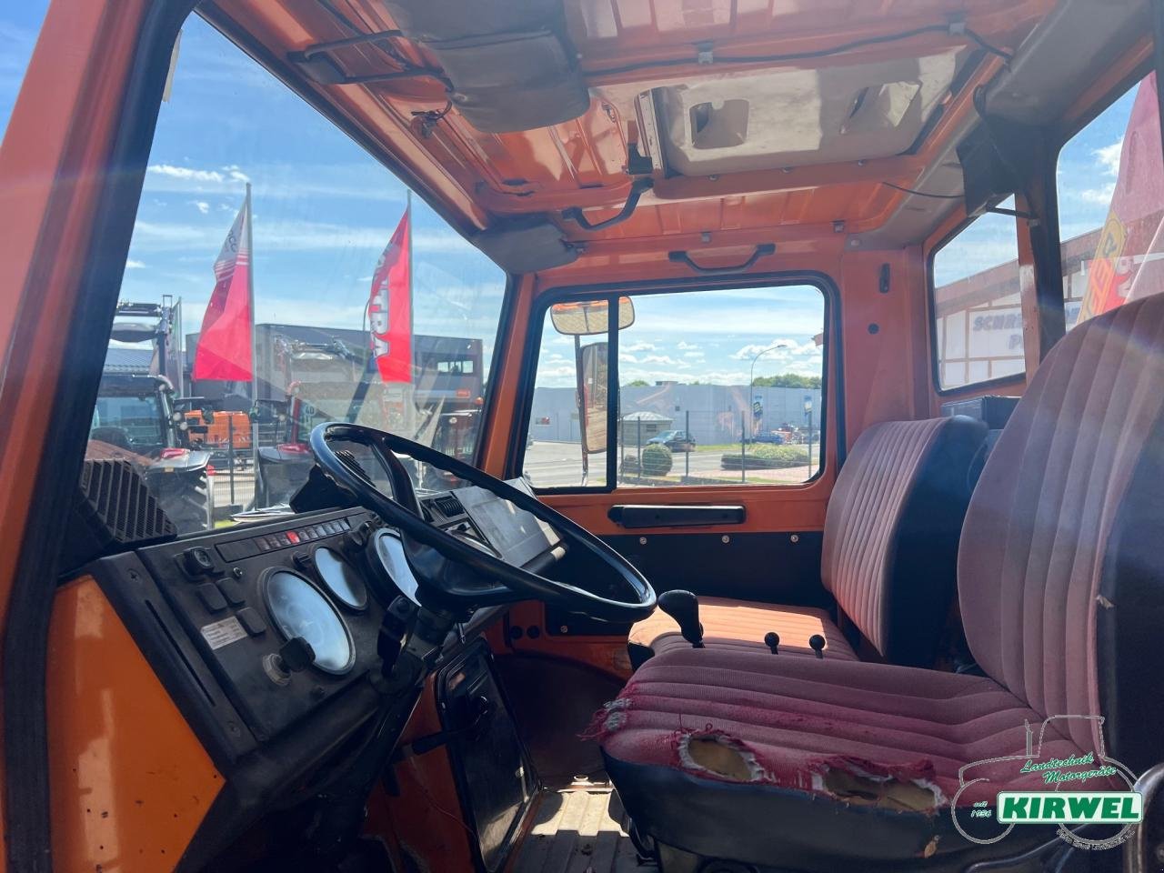 Traktor des Typs Mercedes-Benz Unimog 1500, Gebrauchtmaschine in Blankenheim (Bild 11)