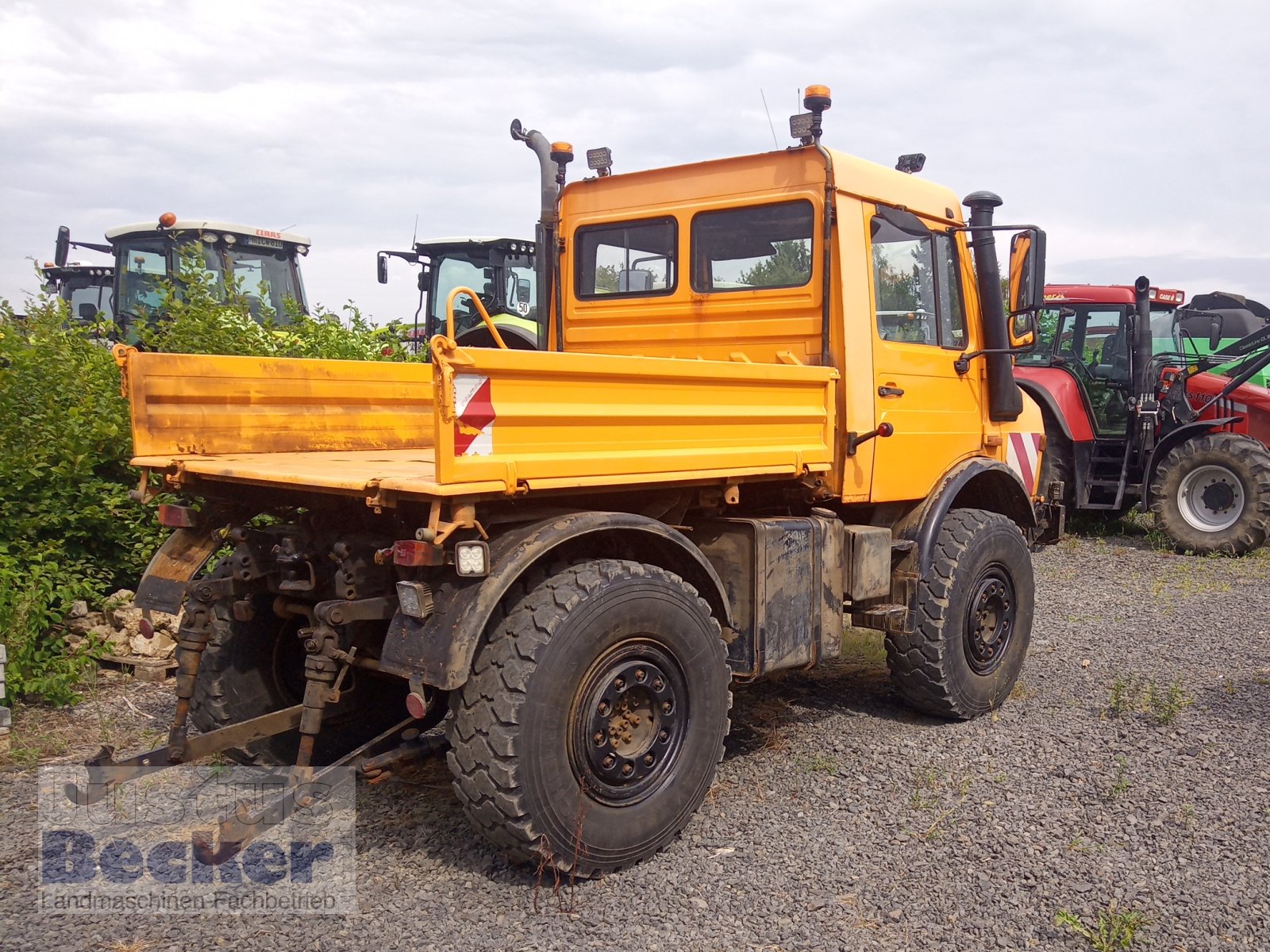 Traktor des Typs Mercedes-Benz Unimog 1600, Gebrauchtmaschine in Weimar-Niederwalgern (Bild 4)