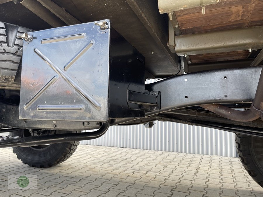 Traktor des Typs Mercedes-Benz Unimog 404 Doka Cabrio, 5 Sitzplätze, mit Pkw Führerschein, Gebrauchtmaschine in Hinterschmiding (Bild 16)