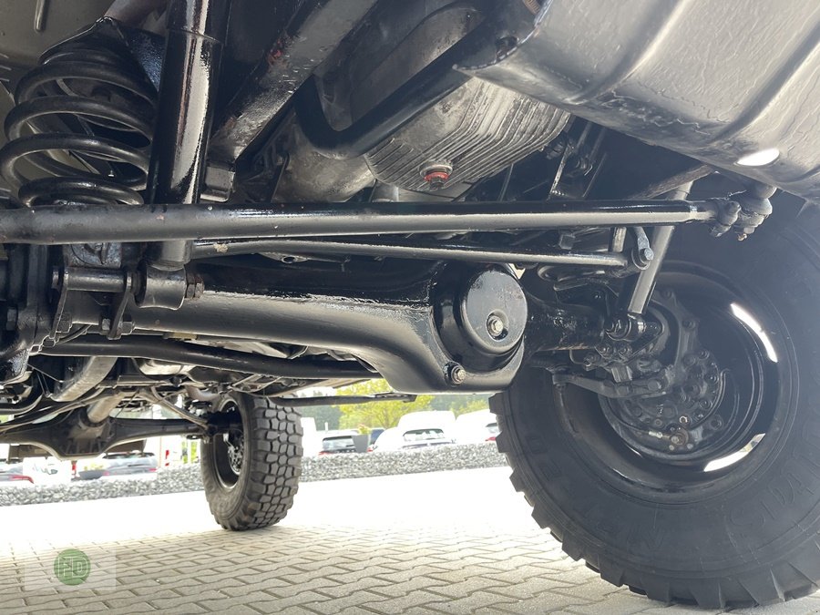 Traktor des Typs Mercedes-Benz Unimog 404 Doka Cabrio, 5 Sitzplätze, mit Pkw Führerschein, Gebrauchtmaschine in Hinterschmiding (Bild 19)