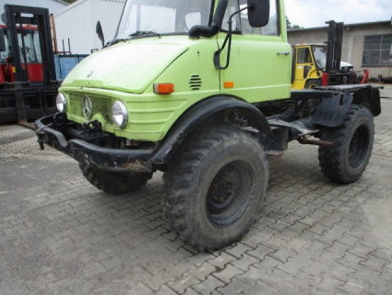 Traktor des Typs Mercedes-Benz Unimog 406 Agrar, Gebrauchtmaschine in Obrigheim (Bild 5)