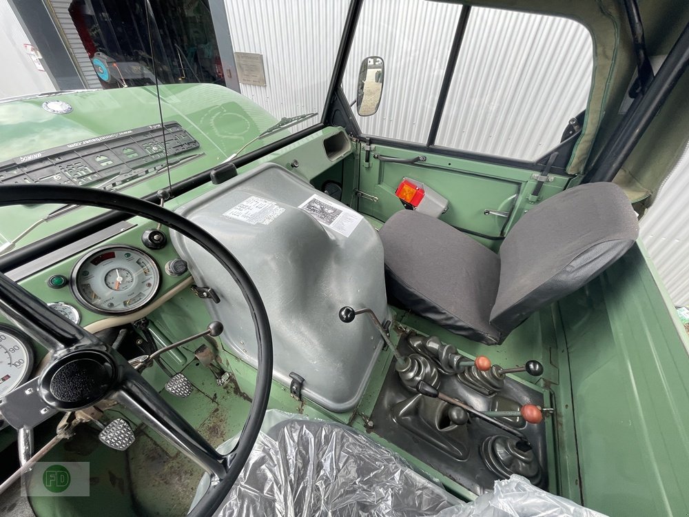 Traktor типа Mercedes-Benz Unimog 406 Cabrio Agrar im Sammlerzustand, Gebrauchtmaschine в Hinterschmiding (Фотография 21)