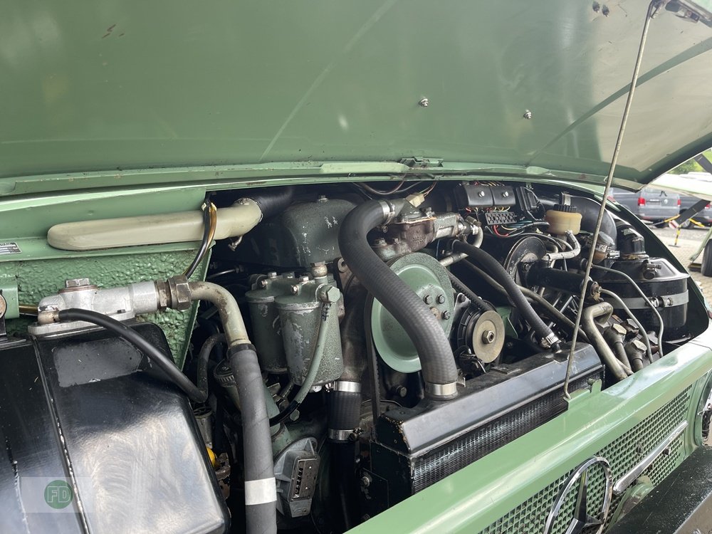 Traktor del tipo Mercedes-Benz Unimog 406 Cabrio mit allen Extras , Sammlerzustand, Gebrauchtmaschine en Hinterschmiding (Imagen 17)