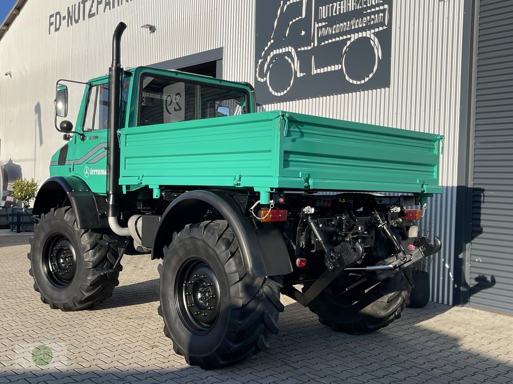 Traktor of the type Mercedes-Benz Unimog 437 , U1800 Agrar mit Klima , terramatik , Sammlerzustand, Gebrauchtmaschine in Hinterschmiding (Picture 3)