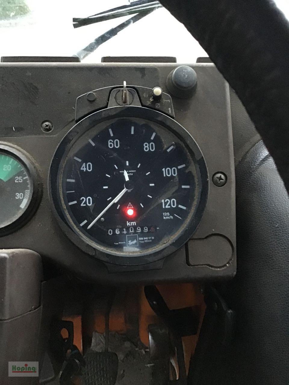 Traktor des Typs Mercedes-Benz Unimog FCA F 8,5, Gebrauchtmaschine in Bakum (Bild 10)