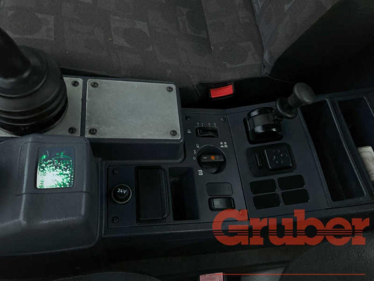 Traktor типа Mercedes-Benz Unimog U 400, Gebrauchtmaschine в Ampfing (Фотография 12)