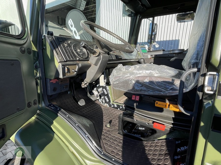 Traktor типа Mercedes-Benz Unimog U1400 Restauriert, Gebrauchtmaschine в Hinterschmiding (Фотография 21)
