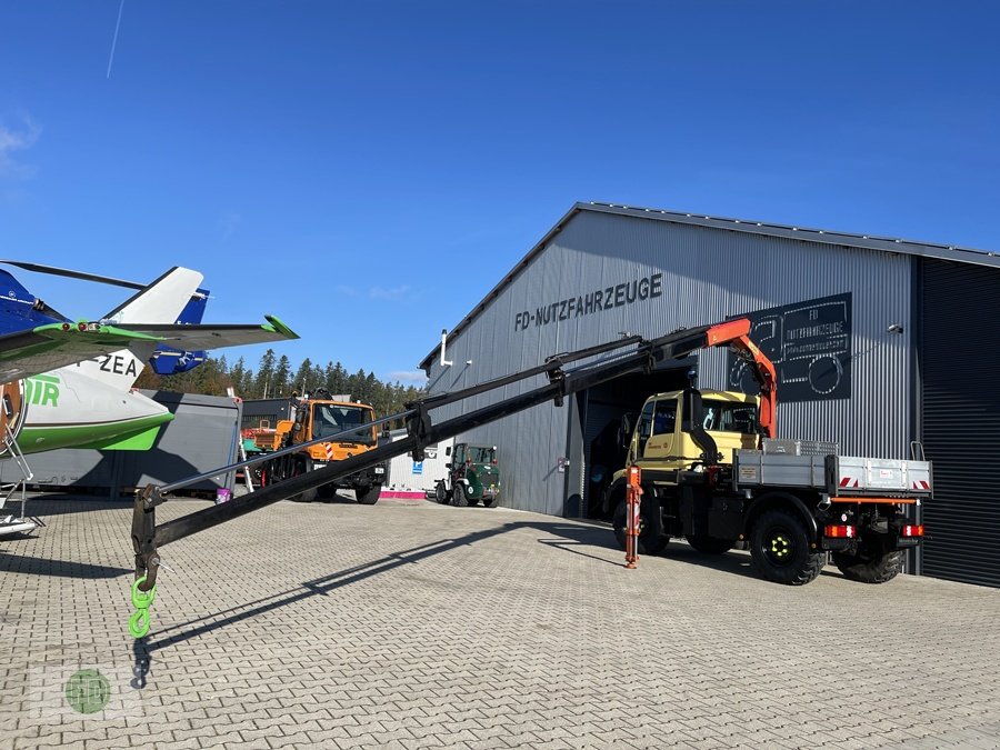 Traktor typu Mercedes-Benz Unimog U300 mit Mega Kran, Gebrauchtmaschine v Hinterschmiding (Obrázek 12)