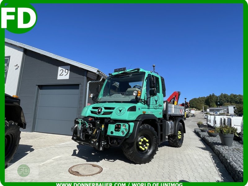 Traktor des Typs Mercedes-Benz Unimog U318 mit Ladekran-Forst , Top Zustand , Leasing-Finanzierung mgl., Gebrauchtmaschine in Hinterschmiding (Bild 1)