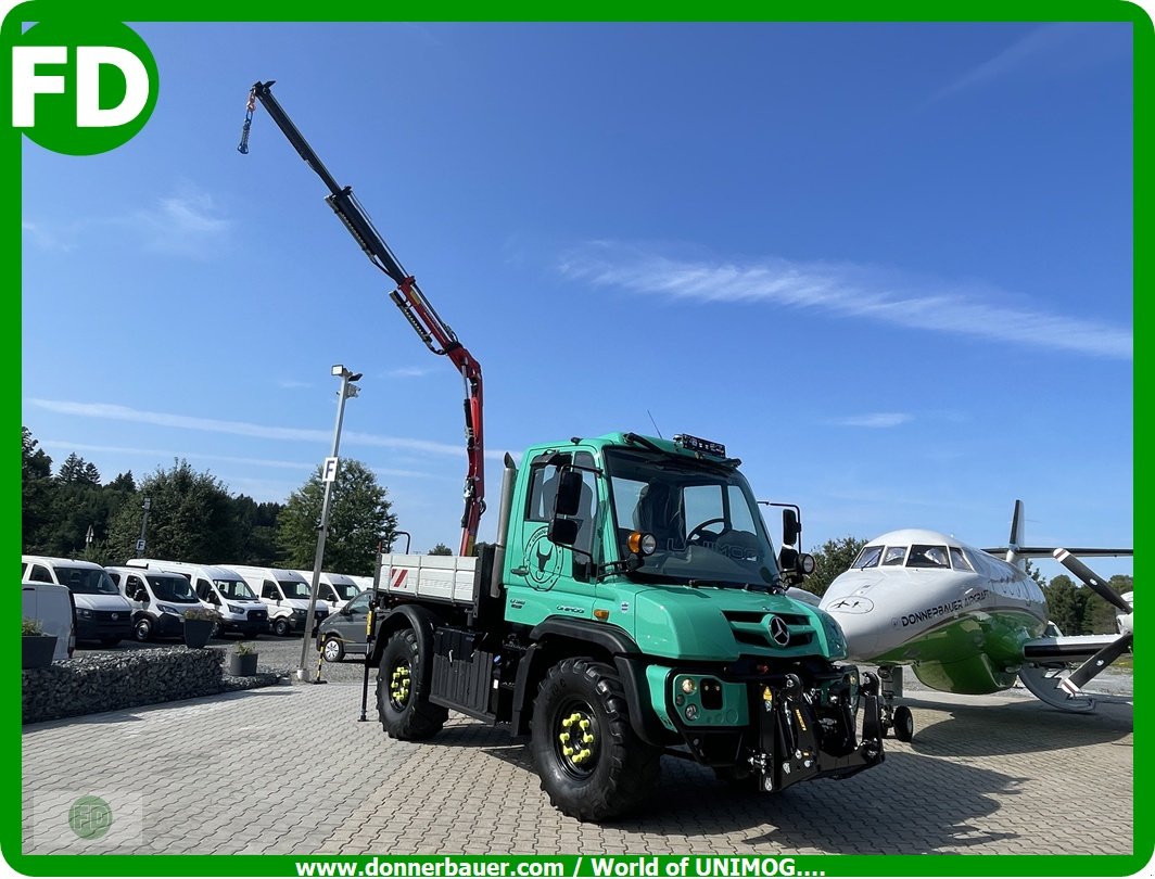 Traktor от тип Mercedes-Benz Unimog U318 mit Ladekran, Greifer, Ez. 2014 , Traumzustand , Finanzierung mgl., Gebrauchtmaschine в Hinterschmiding (Снимка 15)