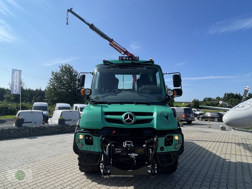 Traktor от тип Mercedes-Benz Unimog U318 mit Ladekran, Greifer, Ez. 2014 , Traumzustand , Finanzierung mgl., Gebrauchtmaschine в Hinterschmiding (Снимка 18)