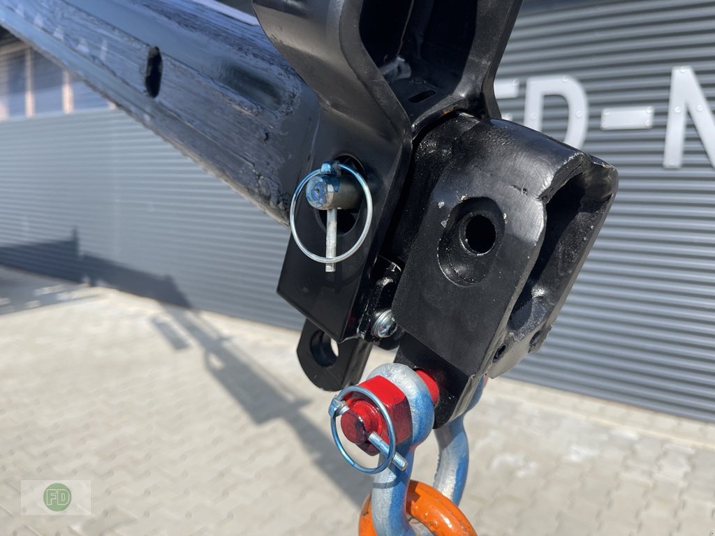 Traktor типа Mercedes-Benz Unimog U318 mit Ladekran zum Wechseln, nur 7500 kg, Traumzustand , Holzgreifer , Finanzierung mgl., Gebrauchtmaschine в Hinterschmiding (Фотография 15)