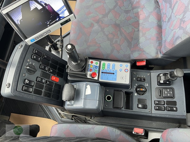 Traktor от тип Mercedes-Benz Unimog U400 Agrar , 6 Zylinder , Adblue frei, Gebrauchtmaschine в Hinterschmiding (Снимка 5)