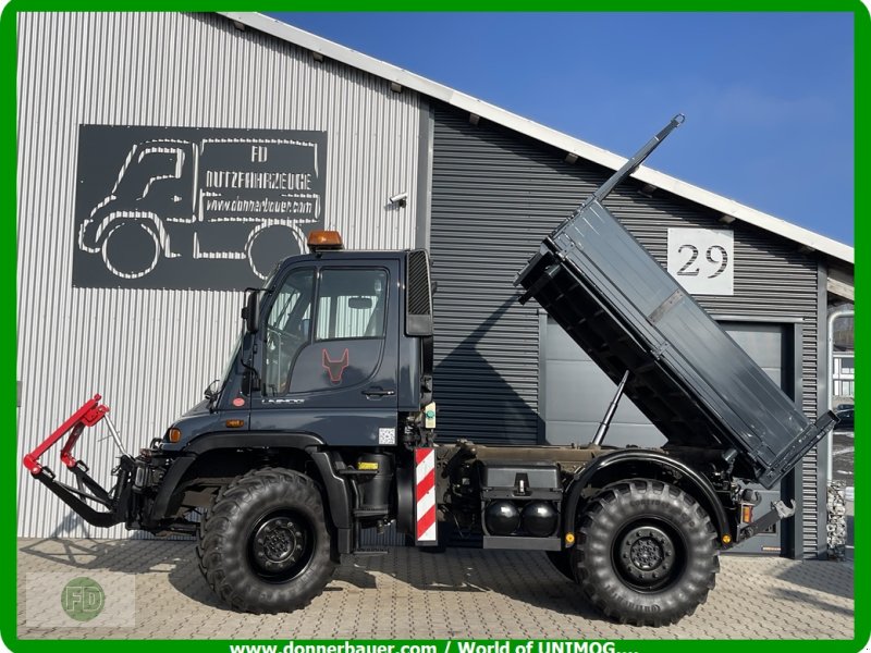 Traktor от тип Mercedes-Benz Unimog U400 Agrar , Traumzustand, Scheckheft , 1.Hand, 6 Zylinder, Gebrauchtmaschine в Hinterschmiding (Снимка 1)