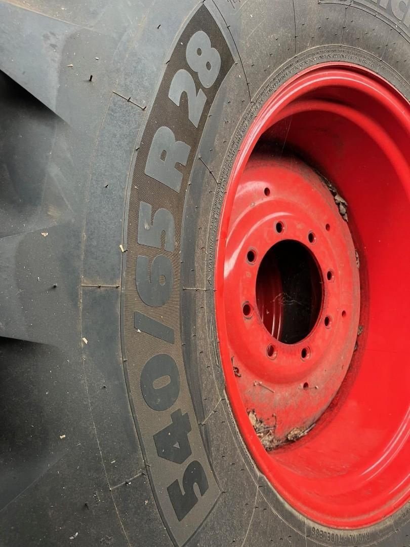 Traktor des Typs Michelin 540/65- r 28 / 650/65- r 38, Gebrauchtmaschine in Hapert (Bild 5)