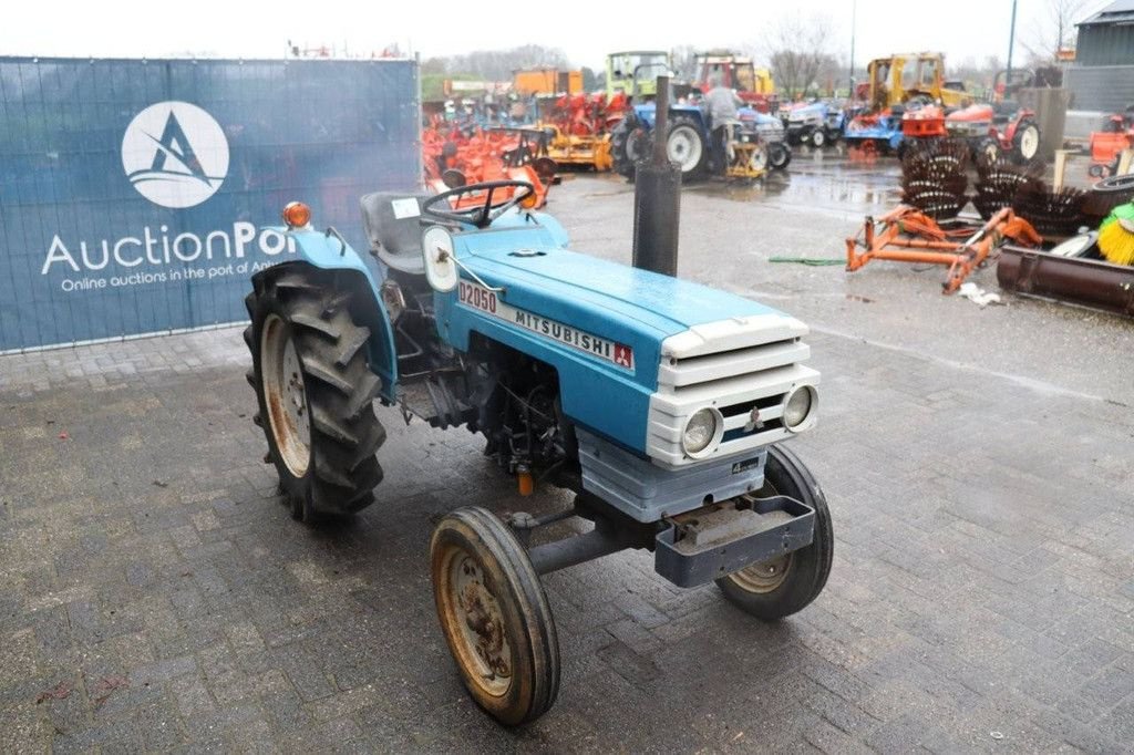 Traktor типа Mitsubishi D2050, Gebrauchtmaschine в Antwerpen (Фотография 8)