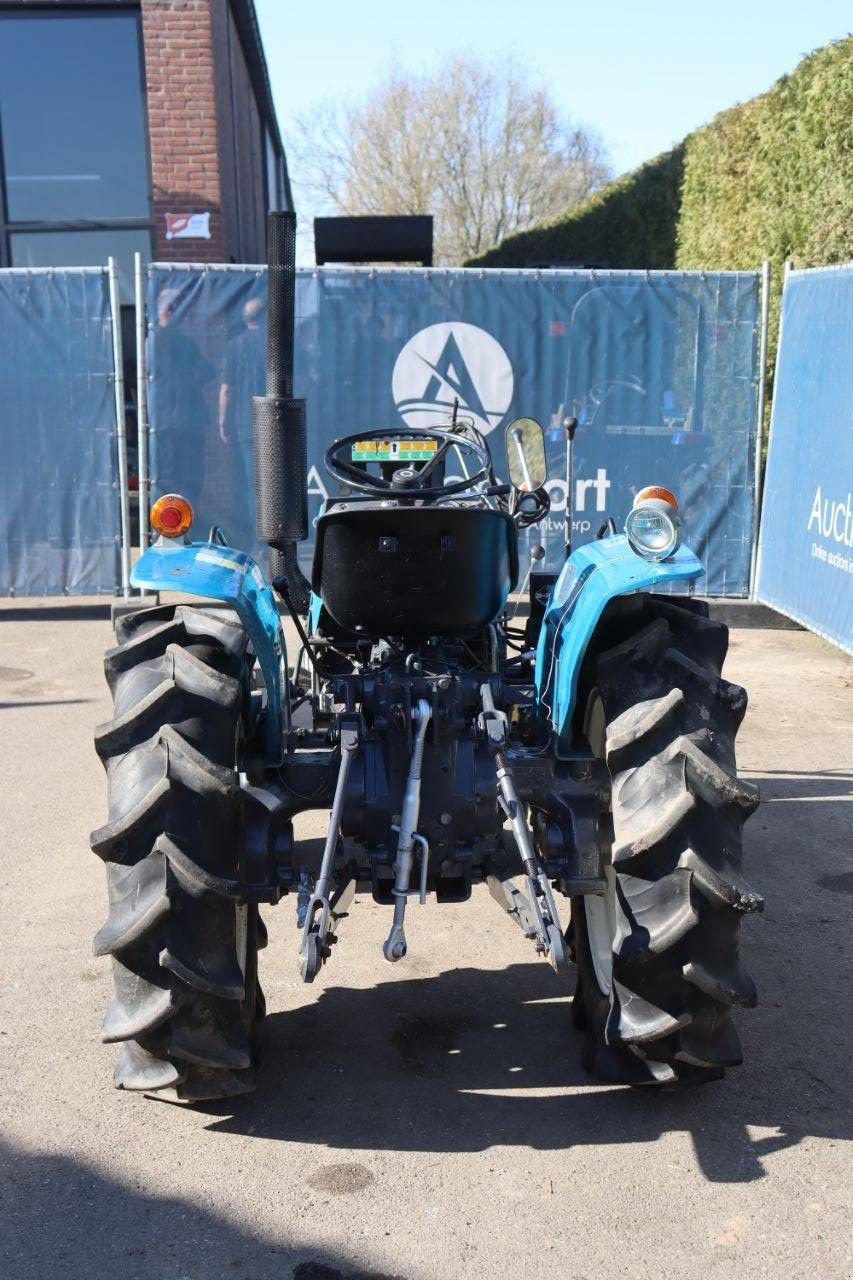 Traktor van het type Mitsubishi D2350FD, Gebrauchtmaschine in Antwerpen (Foto 5)