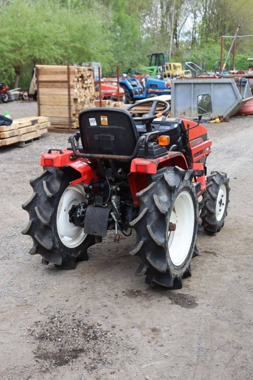 Traktor van het type Mitsubishi MT15F, Gebrauchtmaschine in Antwerpen (Foto 7)