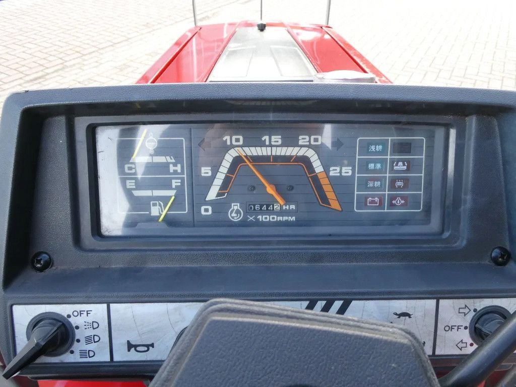 Traktor des Typs Mitsubishi MT16 4wd / 0644 Draaiuren / November Aanbieding, Gebrauchtmaschine in Swifterband (Bild 11)