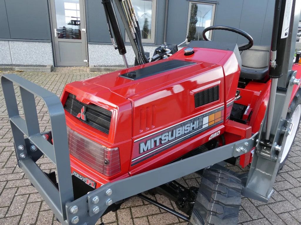 Traktor des Typs Mitsubishi MT16 4wd / 0644 Draaiuren / November Aanbieding, Gebrauchtmaschine in Swifterband (Bild 4)