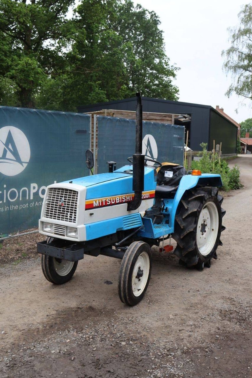 Traktor типа Mitsubishi MT2001, Gebrauchtmaschine в Antwerpen (Фотография 10)