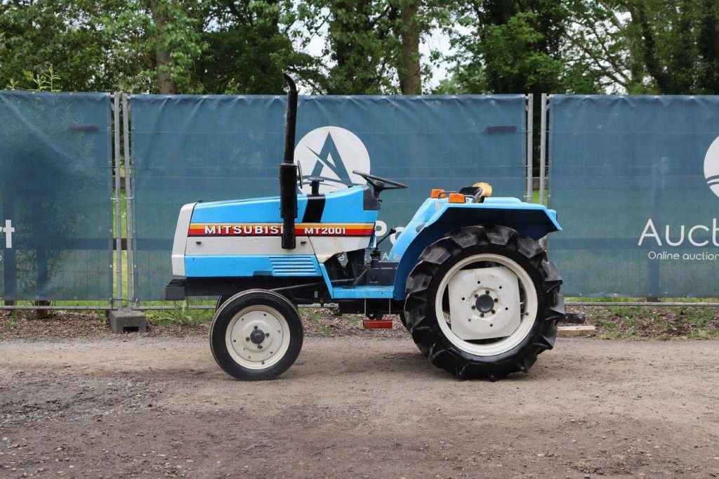 Traktor типа Mitsubishi MT2001, Gebrauchtmaschine в Antwerpen (Фотография 2)