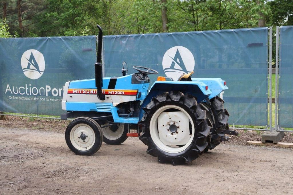 Traktor типа Mitsubishi MT2001, Gebrauchtmaschine в Antwerpen (Фотография 3)