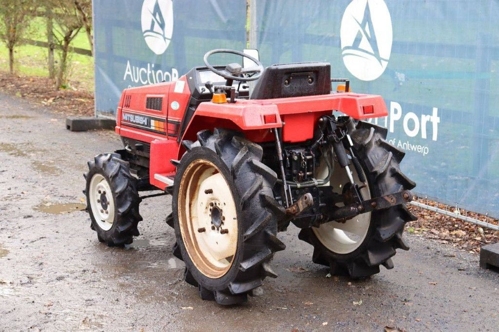 Traktor типа Mitsubishi MT20D, Gebrauchtmaschine в Antwerpen (Фотография 4)
