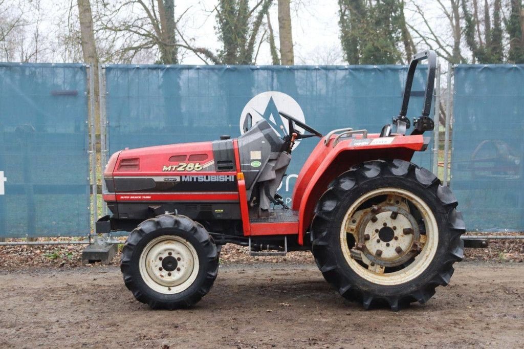 Traktor tip Mitsubishi MT286, Gebrauchtmaschine in Antwerpen (Poză 2)