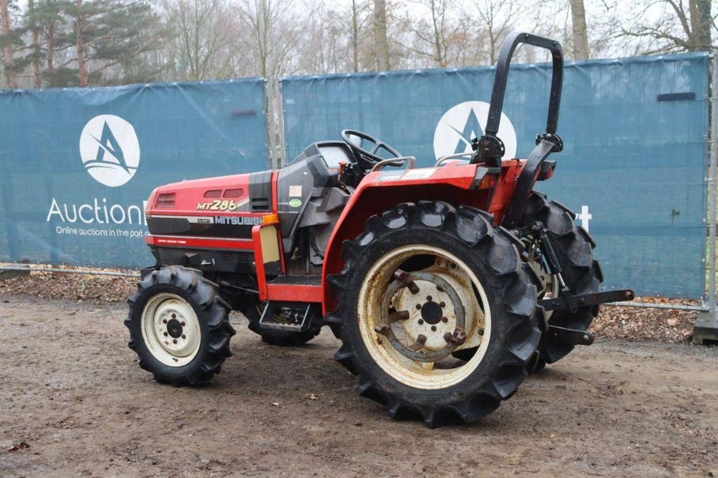 Traktor tip Mitsubishi MT286, Gebrauchtmaschine in Antwerpen (Poză 3)