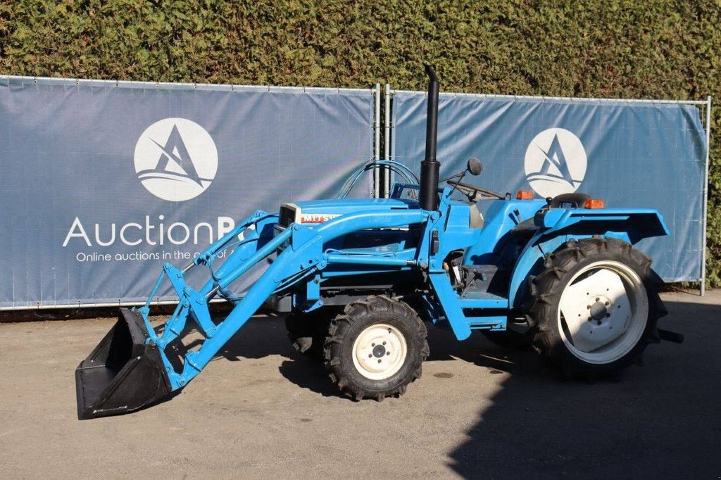 Traktor des Typs Mitsubishi MTE2000D, Gebrauchtmaschine in Antwerpen (Bild 1)