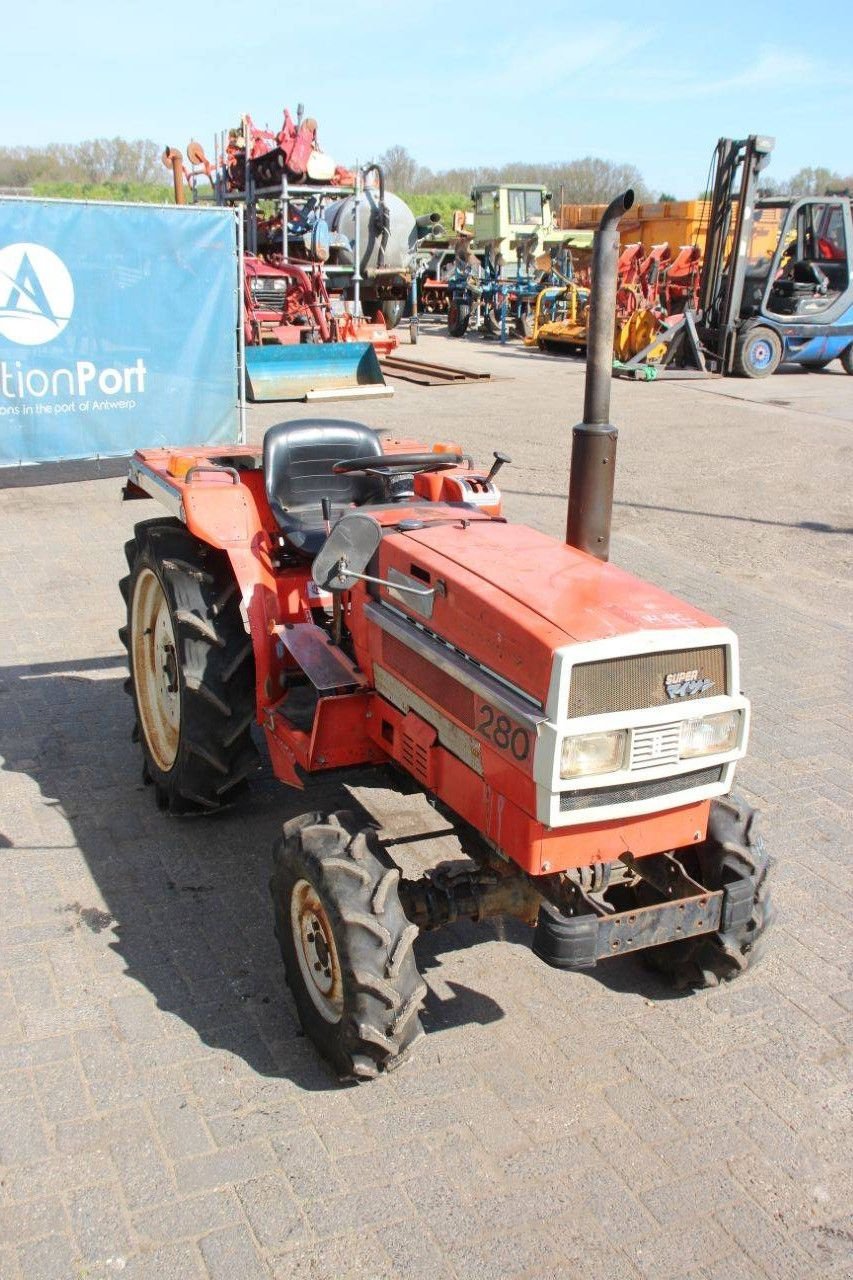 Traktor vrste Mitsubishi MTE2000D, Gebrauchtmaschine v Antwerpen (Slika 7)