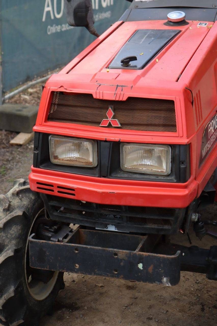 Traktor от тип Mitsubishi MTX13, Gebrauchtmaschine в Antwerpen (Снимка 11)