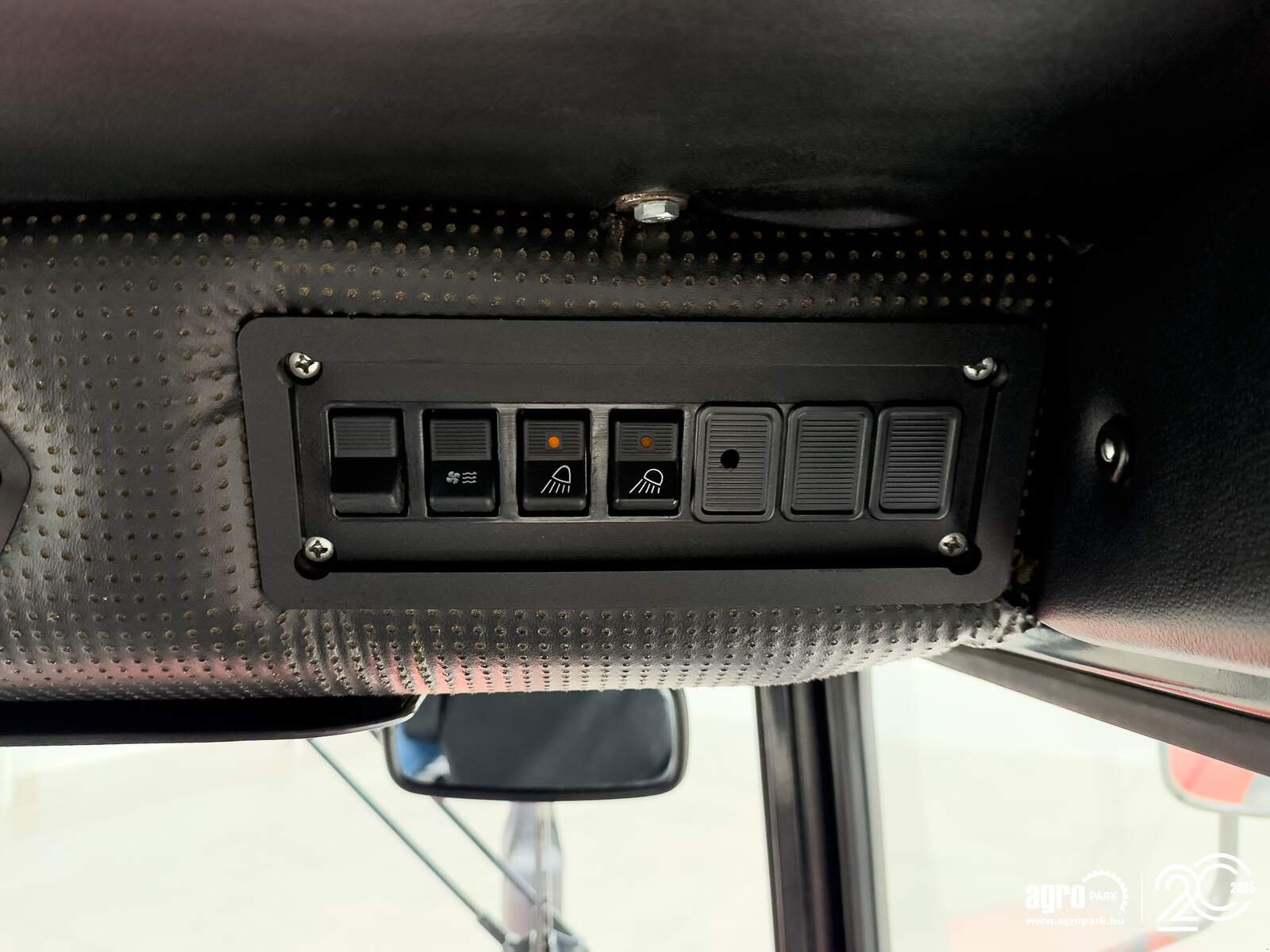 Traktor типа MTZ 1025.2 with air brake, Gebrauchtmaschine в Csengele (Фотография 22)