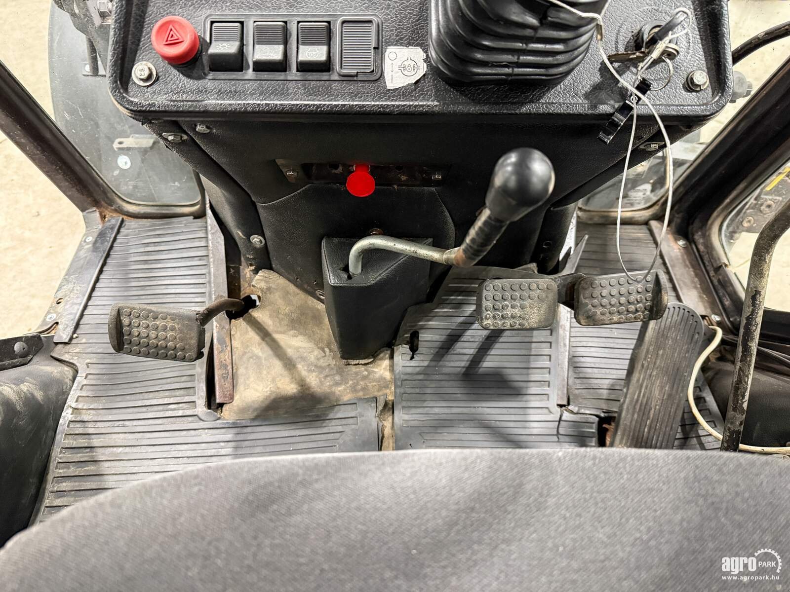 Traktor typu MTZ 892.2 with front loader, Gebrauchtmaschine v Csengele (Obrázok 20)