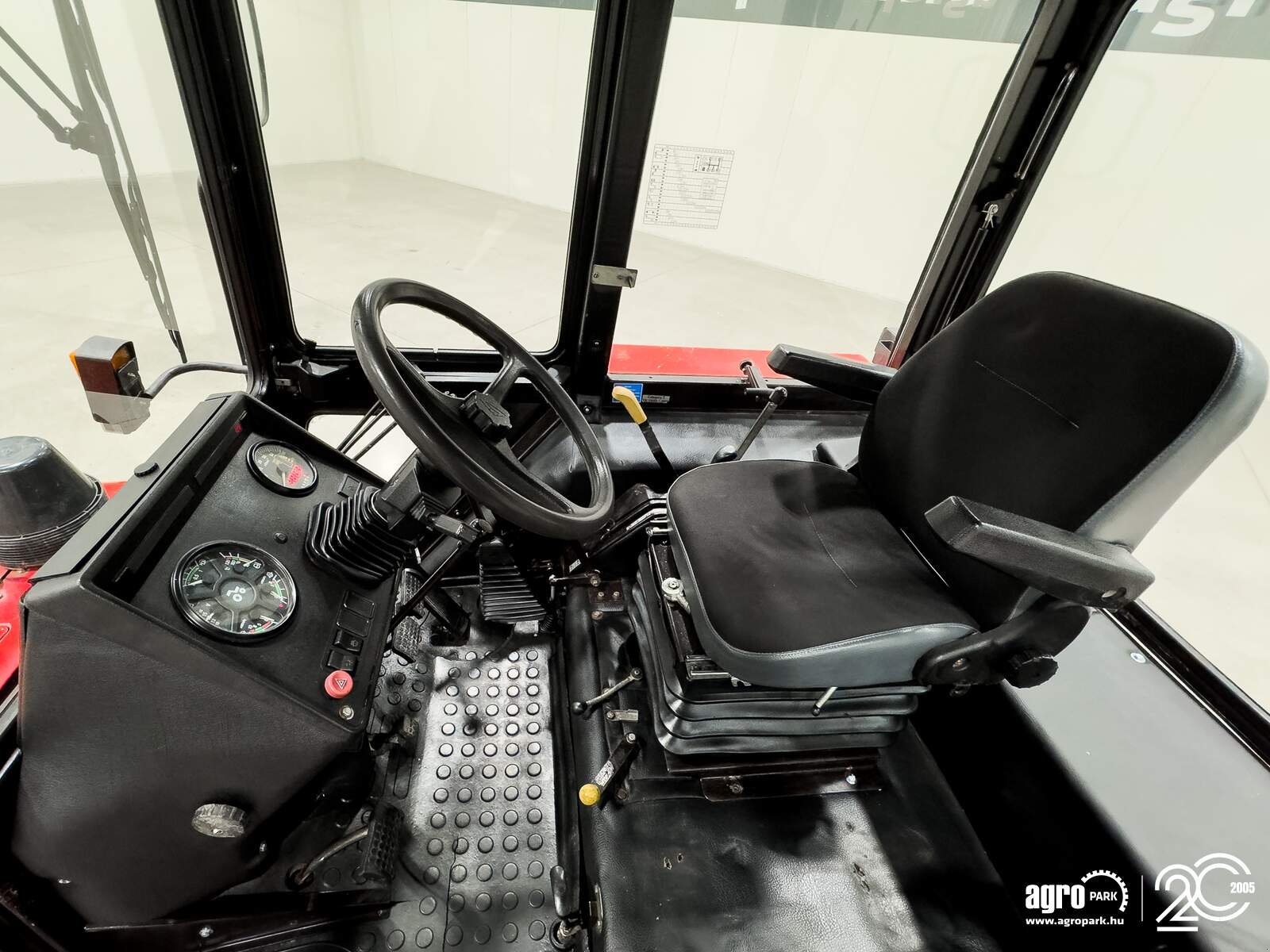 Traktor типа MTZ 892.2, Gebrauchtmaschine в Csengele (Фотография 8)