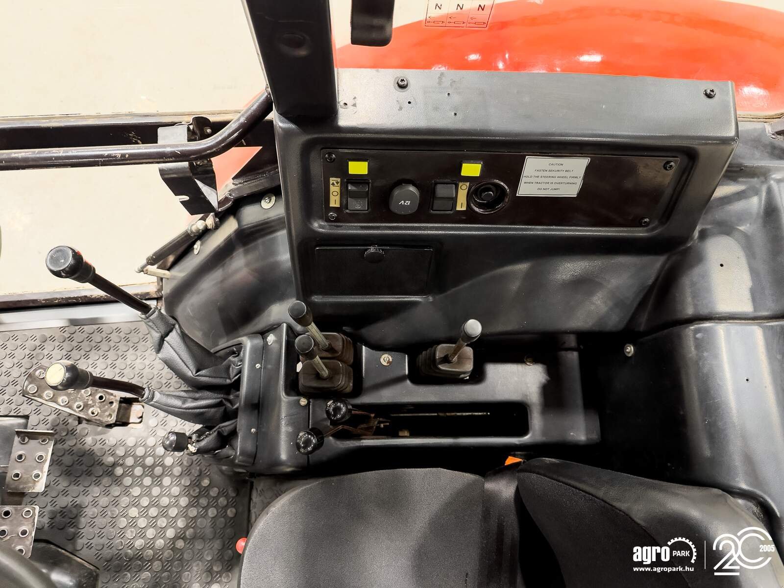 Traktor des Typs MTZ 922.4 with air con, Gebrauchtmaschine in Csengele (Bild 9)