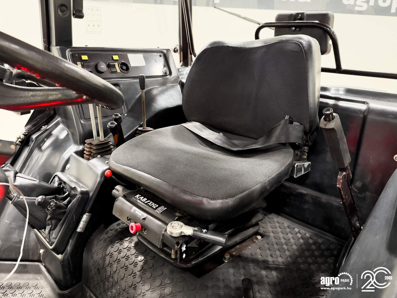 Traktor des Typs MTZ 922.4 with air con, Gebrauchtmaschine in Csengele (Bild 11)