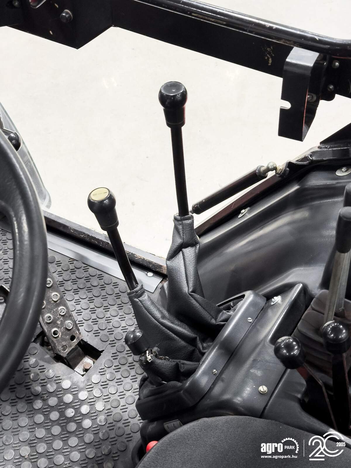 Traktor des Typs MTZ 922.4 with air con, Gebrauchtmaschine in Csengele (Bild 13)