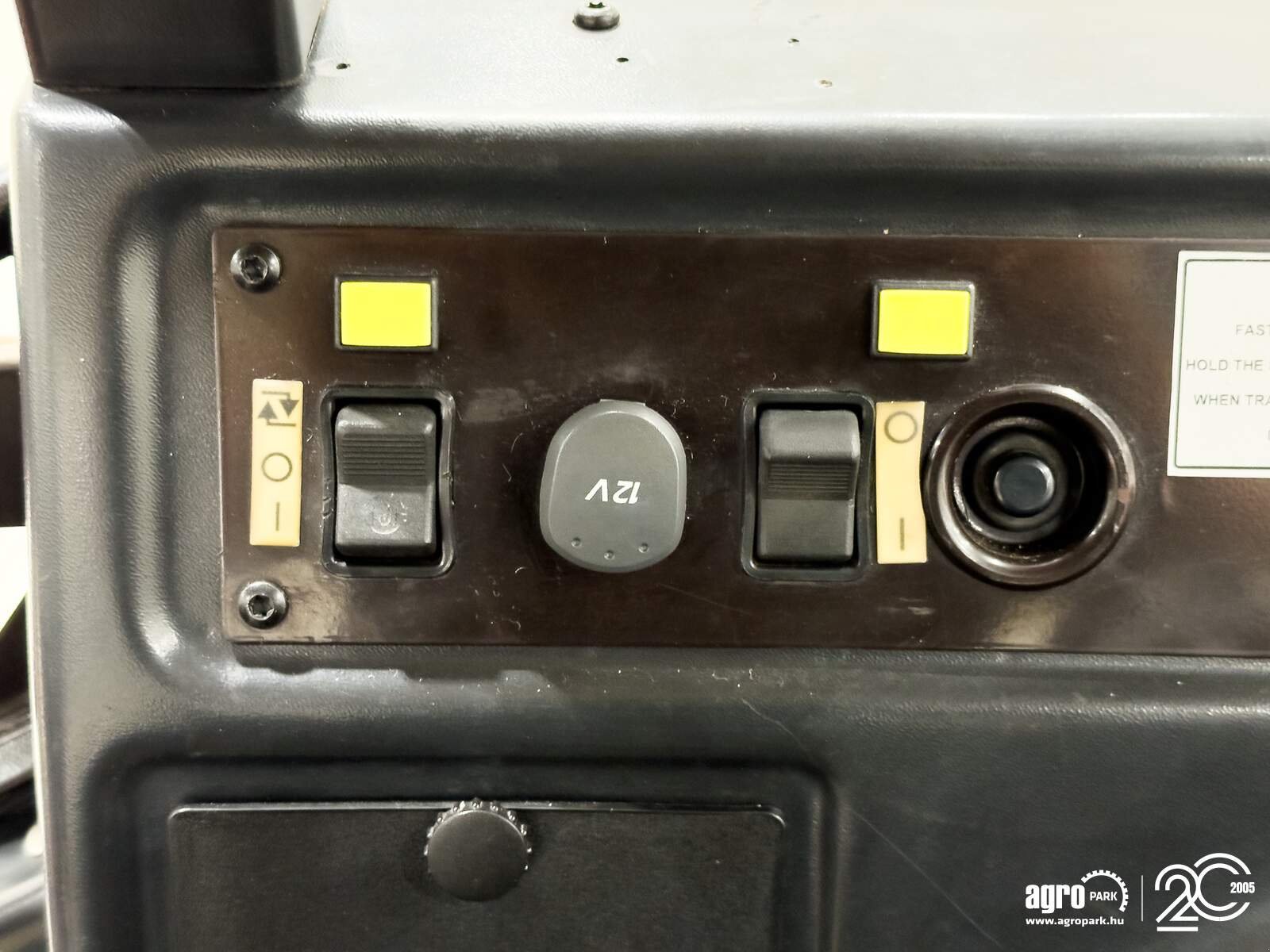 Traktor des Typs MTZ 922.4 with air con, Gebrauchtmaschine in Csengele (Bild 15)