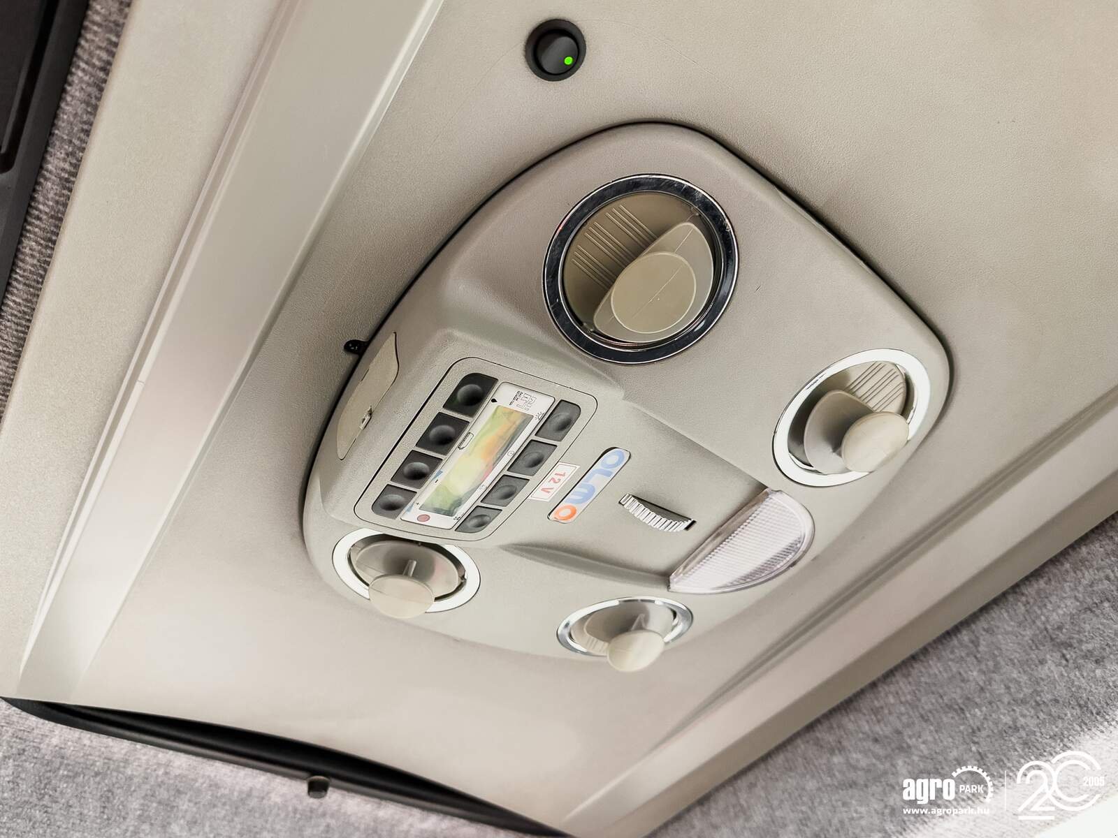 Traktor des Typs MTZ 922.4 with air con, Gebrauchtmaschine in Csengele (Bild 20)