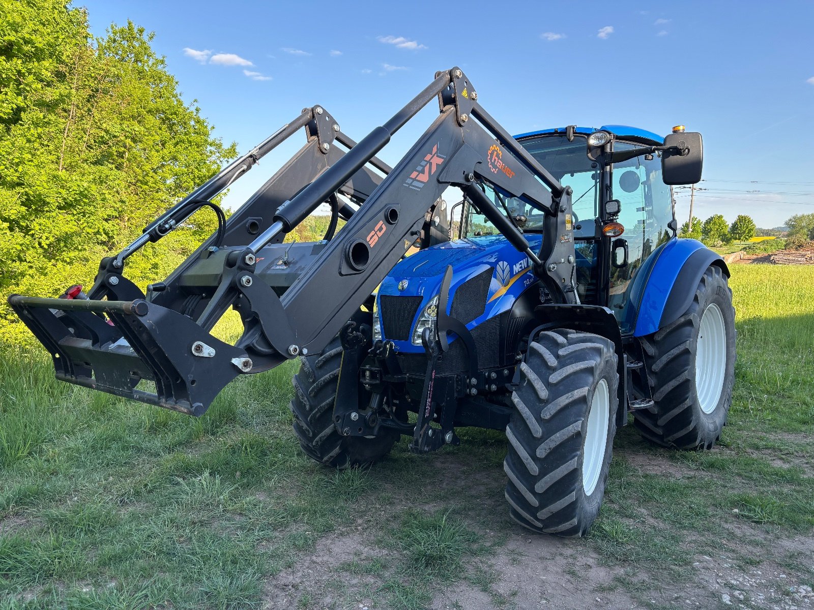 Traktor typu New Holland -, Gebrauchtmaschine v Bechhofen (Obrázek 1)
