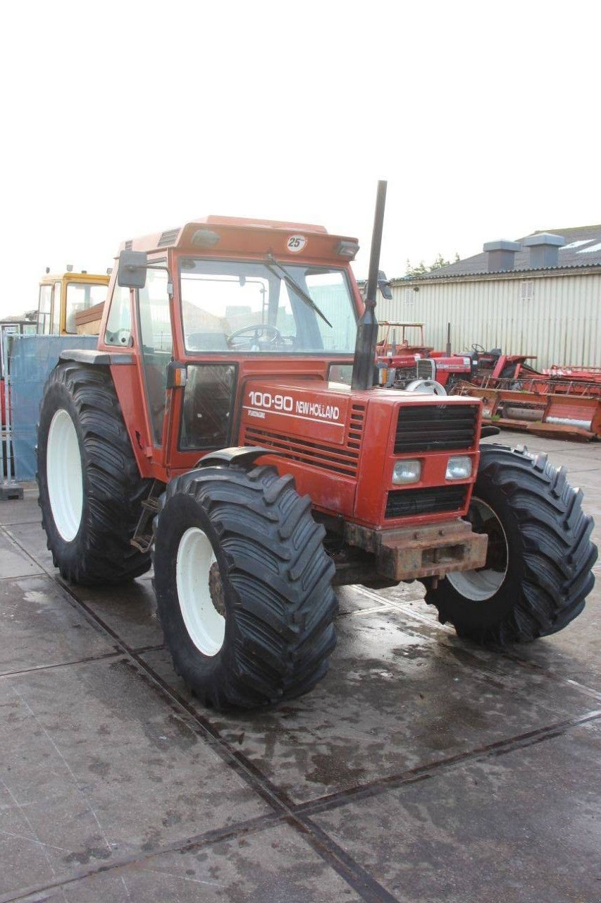 Traktor типа New Holland 100-90DT, Gebrauchtmaschine в Antwerpen (Фотография 7)