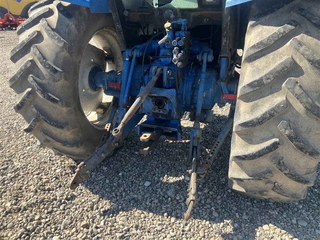 Traktor des Typs New Holland 5640 SLE turbo, Gebrauchtmaschine in Rødekro (Bild 5)