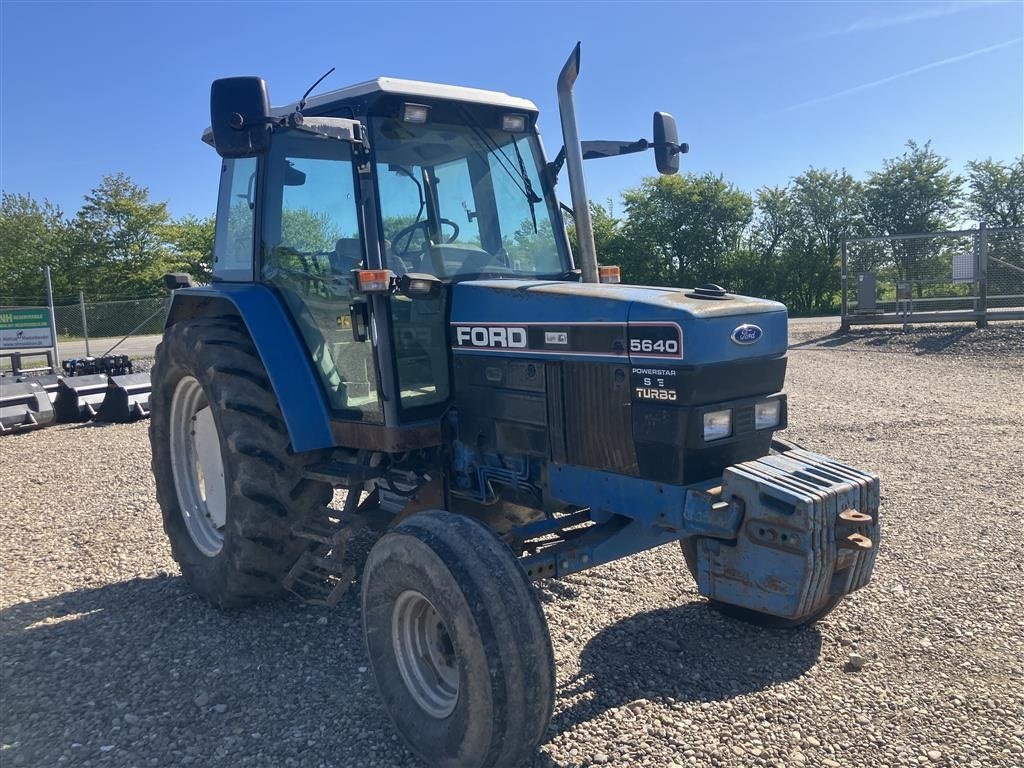 Traktor des Typs New Holland 5640 SLE turbo, Gebrauchtmaschine in Rødekro (Bild 2)