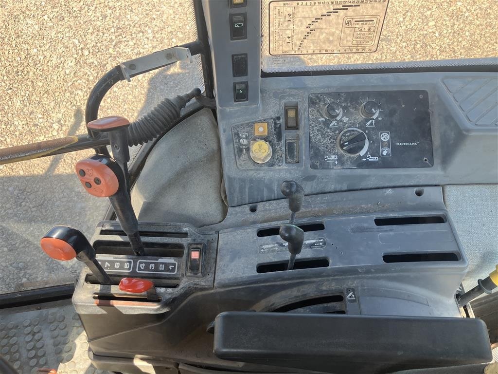 Traktor des Typs New Holland 5640 SLE turbo, Gebrauchtmaschine in Rødekro (Bild 14)