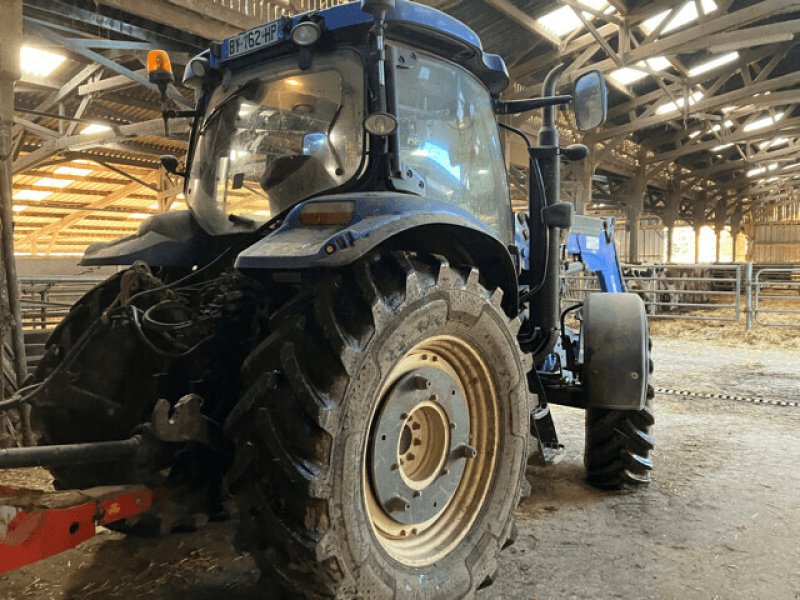 Traktor типа New Holland 6020, Gebrauchtmaschine в Feurs (Фотография 3)