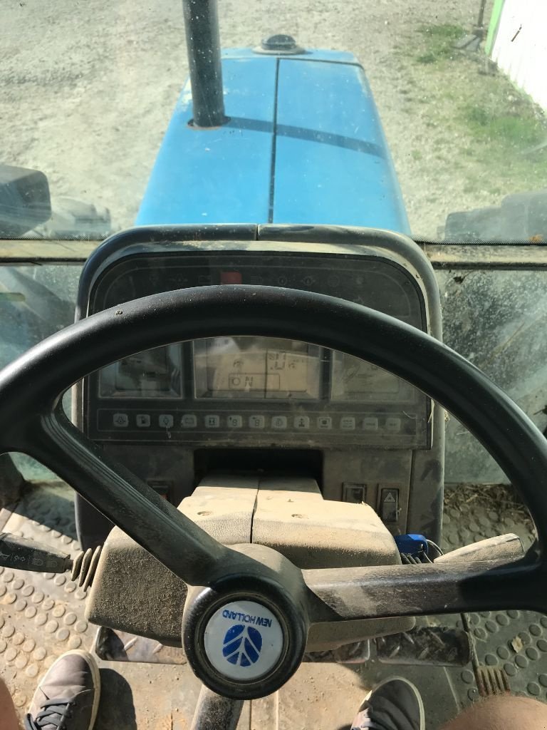 Traktor typu New Holland 6640, Gebrauchtmaschine v MORLHON LE HAUT (Obrázek 11)