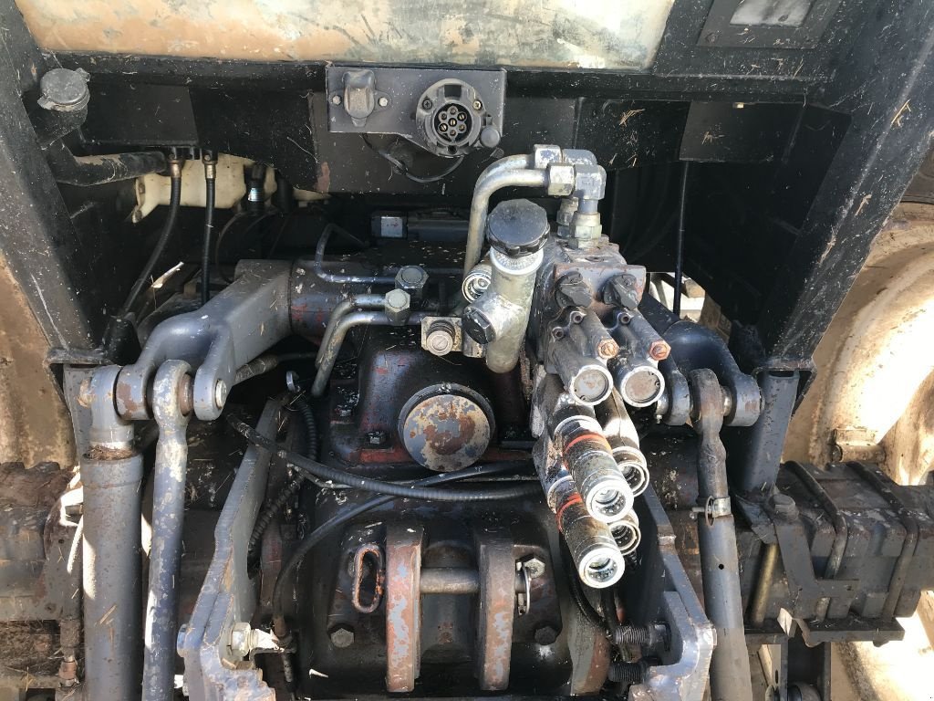 Traktor typu New Holland 6640, Gebrauchtmaschine v MORLHON LE HAUT (Obrázek 7)