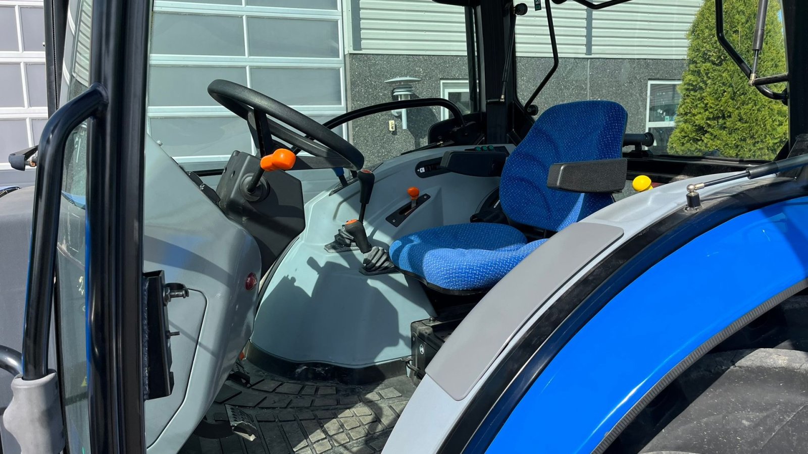 Traktor del tipo New Holland 70-66 S Fiat model, Gebrauchtmaschine en Lintrup (Imagen 3)